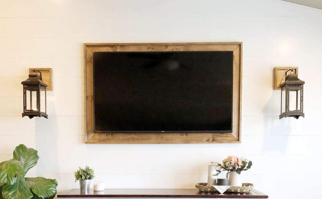 A Complete Guide For DIY Wooden TV Frame-1