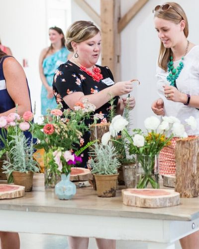 How Flowers Make Gorgeous DIY Flower Arrangements